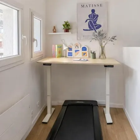 La Indigo 4 Personnes 3 Lits Bureau Fibre Proche Gare De Compiegne Apartment