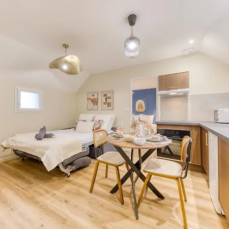 La Indigo 4 Personnes 3 Lits Bureau Fibre Proche Gare De Compiegne Apartment